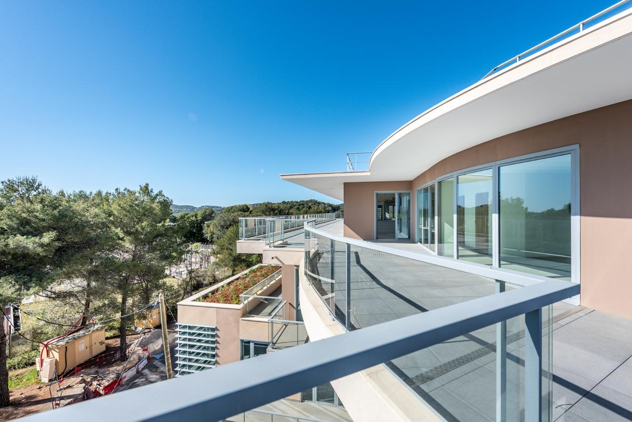 Bureau Biot 1738m² Location bureau Biot Alpes-Maritimes OLBUR2420232 3